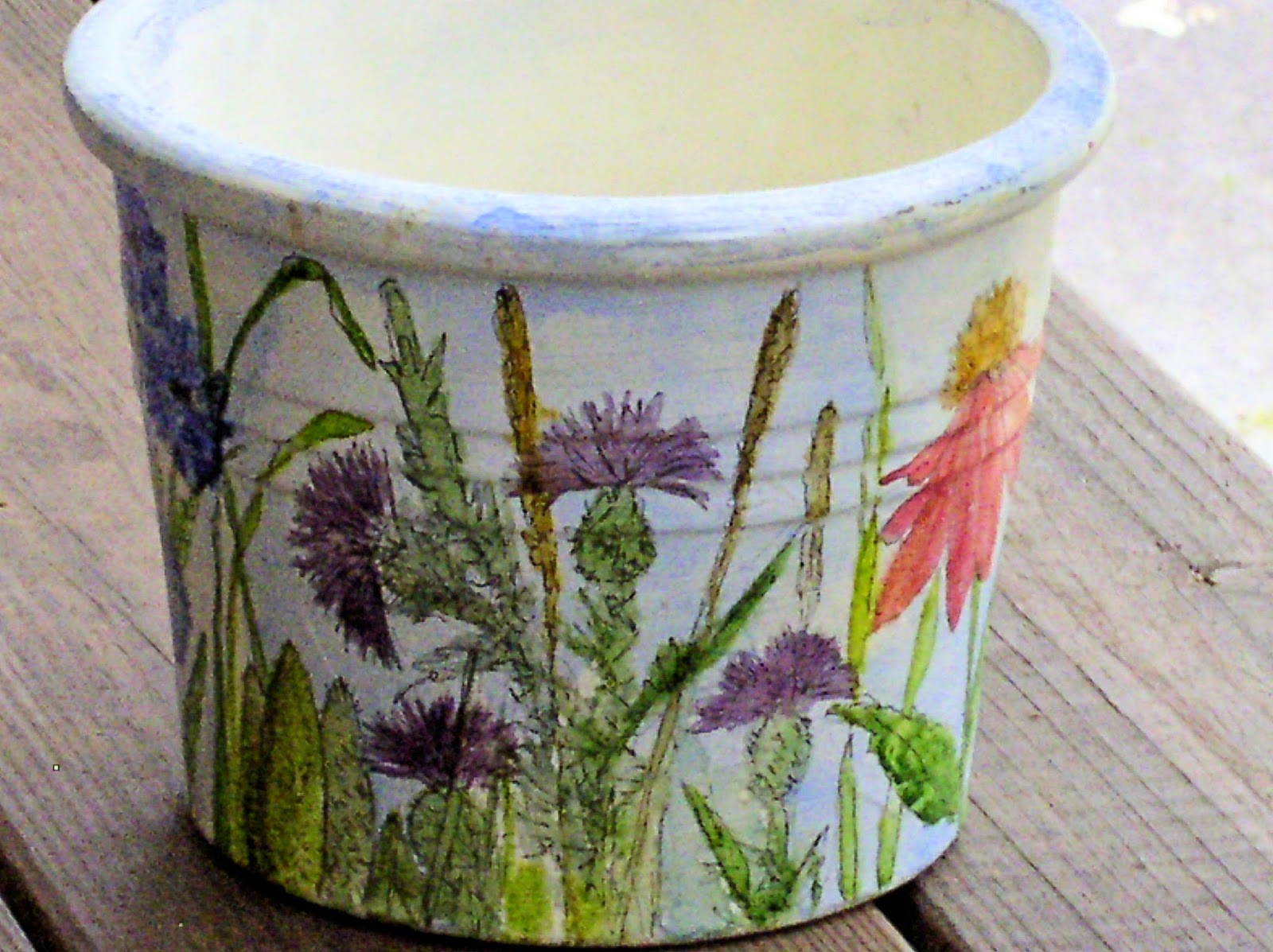 LAURIE ROHNER STUDIO: New Technique Watercolors on Painted Clay Flower Pot