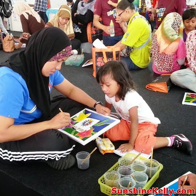 MaTiC Fest 2013, Locals and Tourists, Matic, malaysia tourism center, batik, batik colouring competition