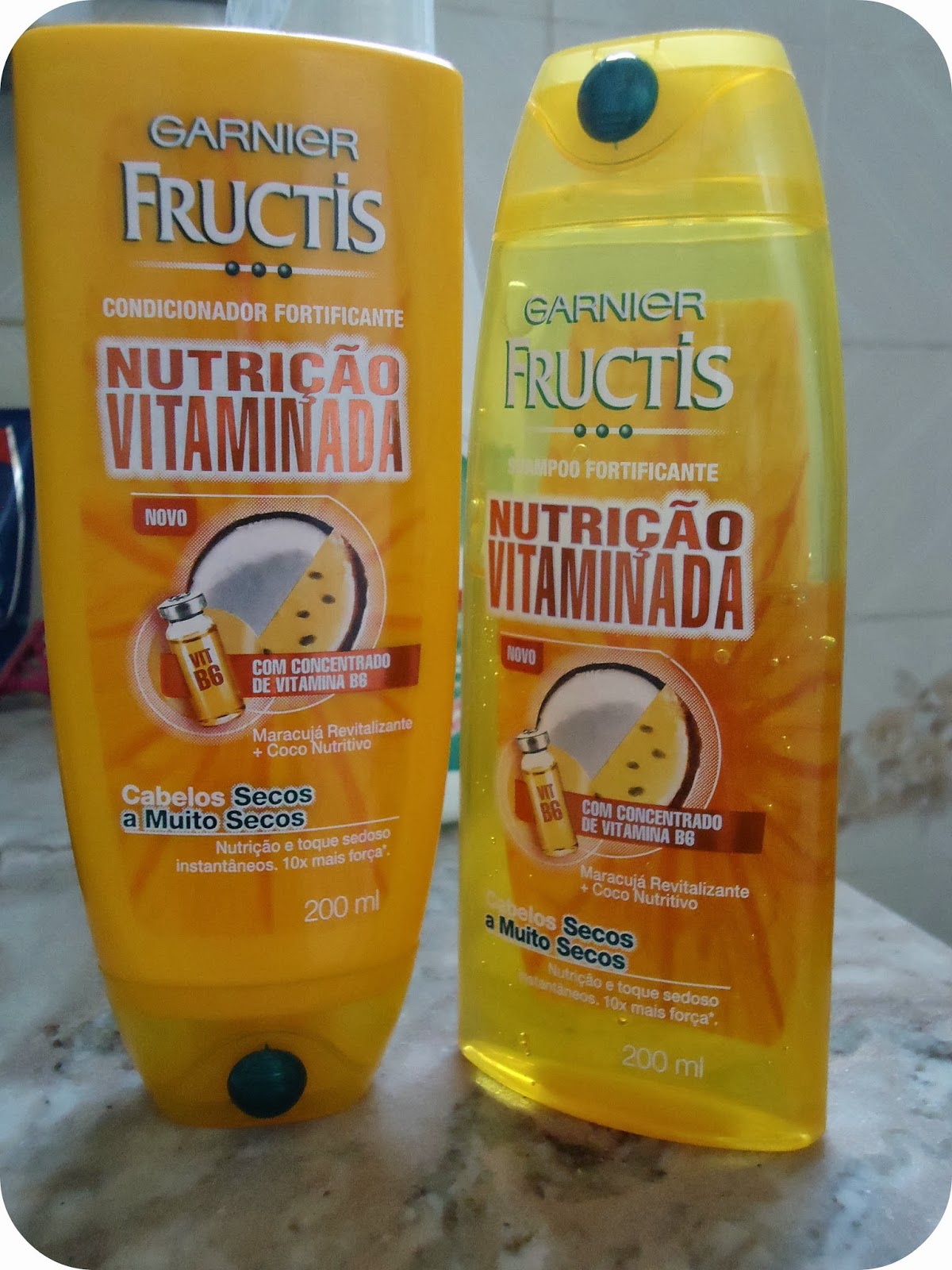 Cantinho da Ninna Me rendi! Shampoo e condicionador Garnier vitaminado.