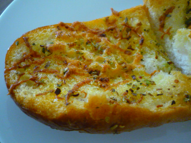 Sarımsaklı Ekmek