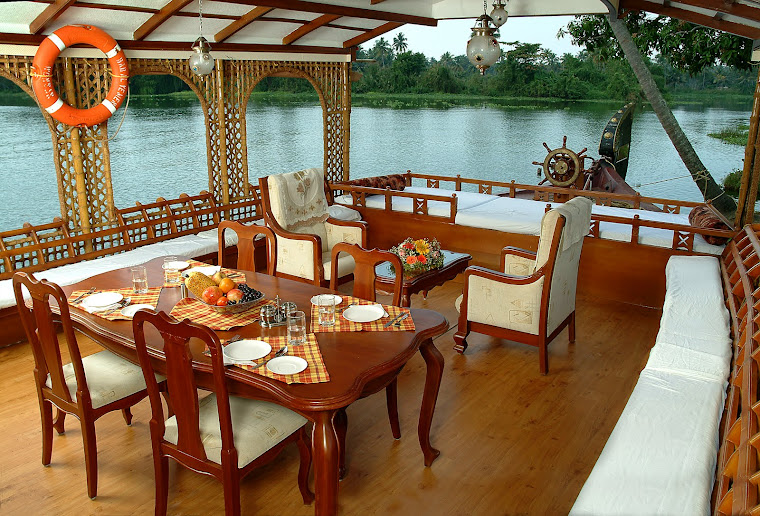 DELUXE HOUSEBOAT BOOKING KERALA BACKWATER CRUISE