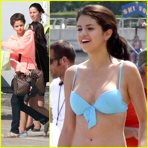 SELENA GOMEZ BIKINI SELENA GOMEZ BIKINI