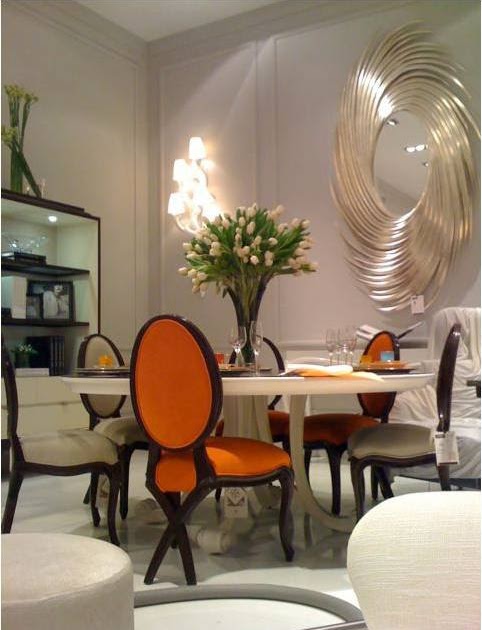 Mesa redonda para comedores pequeños... y sillas de dos colores