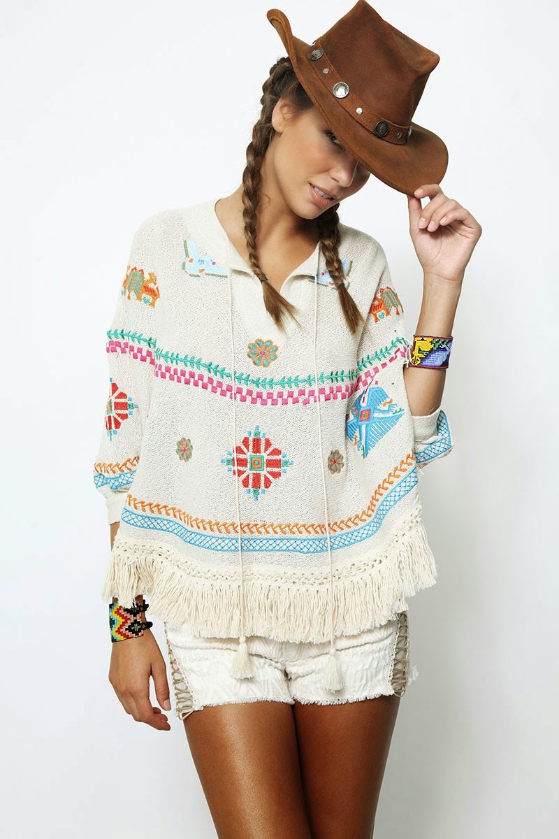 H.Preppy - poncho branco bordado H.Preppy - poncho branco bordado