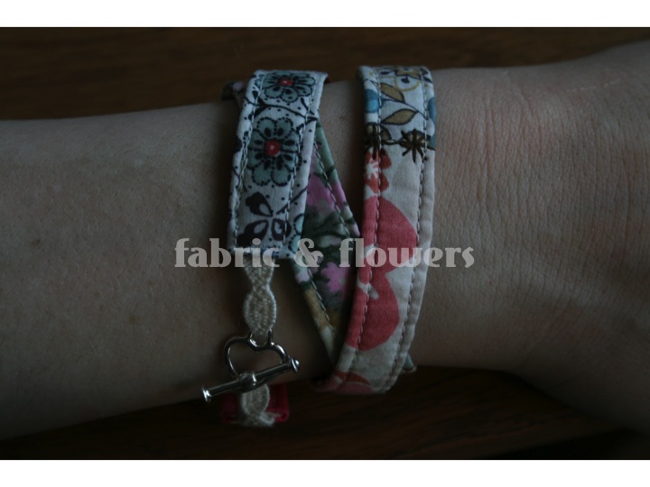 fabric & flowers Wrap Bracelet Tadah & a tutorial!