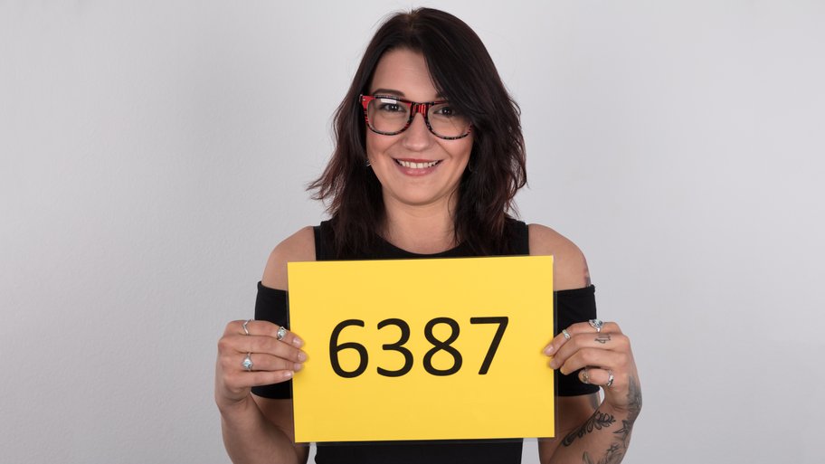 Andrea Amazing Casting 6387