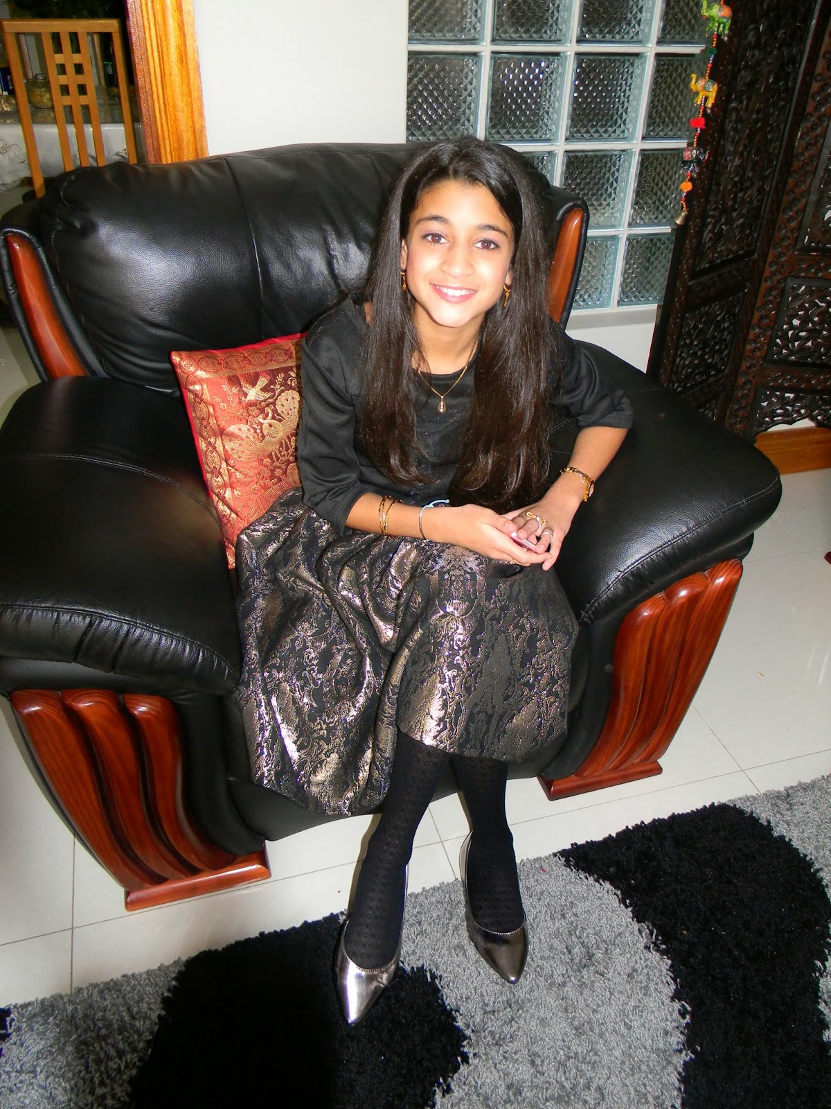 I agree that heels would've looked great with this outfit...but NOT for