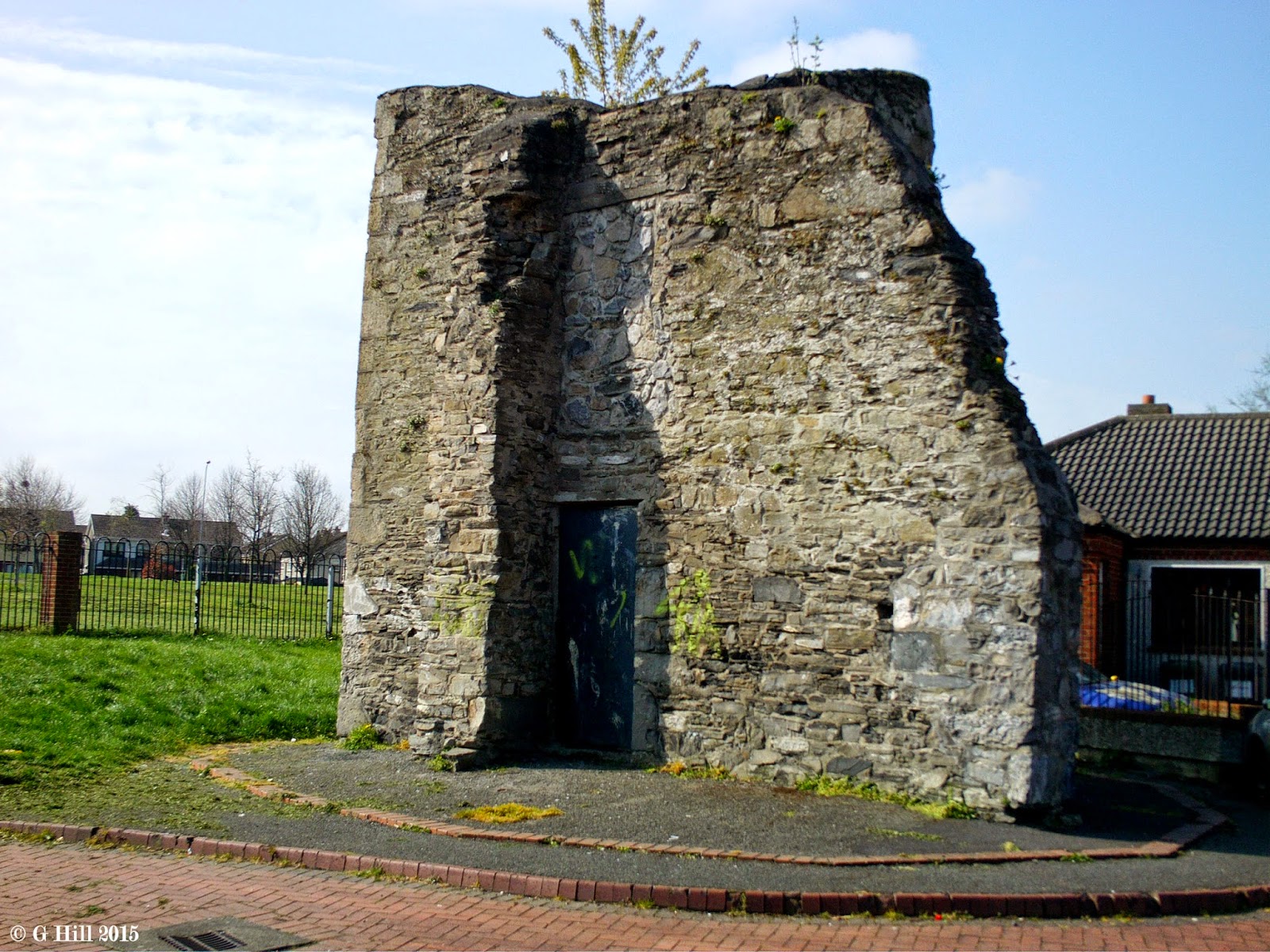 Ireland In Ruins Irishtown Castle Co Dublin