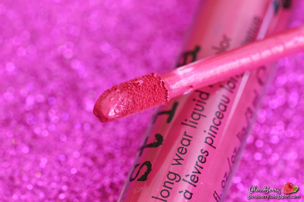 stila long wear liquid lip color lipstick  swatches review  matte caprice hot pink שפתון סטילה סקירה מט מאט ורוד פוקסיה קיץ המלצות שפתיים