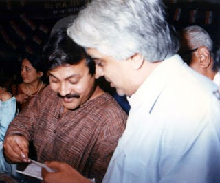 Rajiv ji Giving autograph