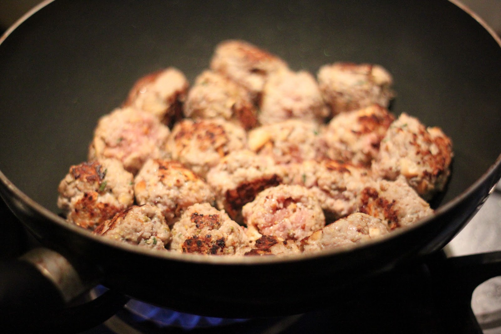 Dine at Mine Meatballs with Tomato Sauce