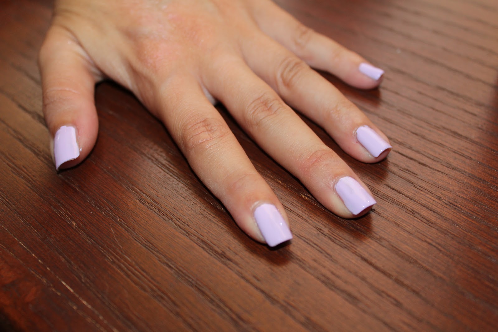 Simple Nail Art for Newbies Zipper Nails