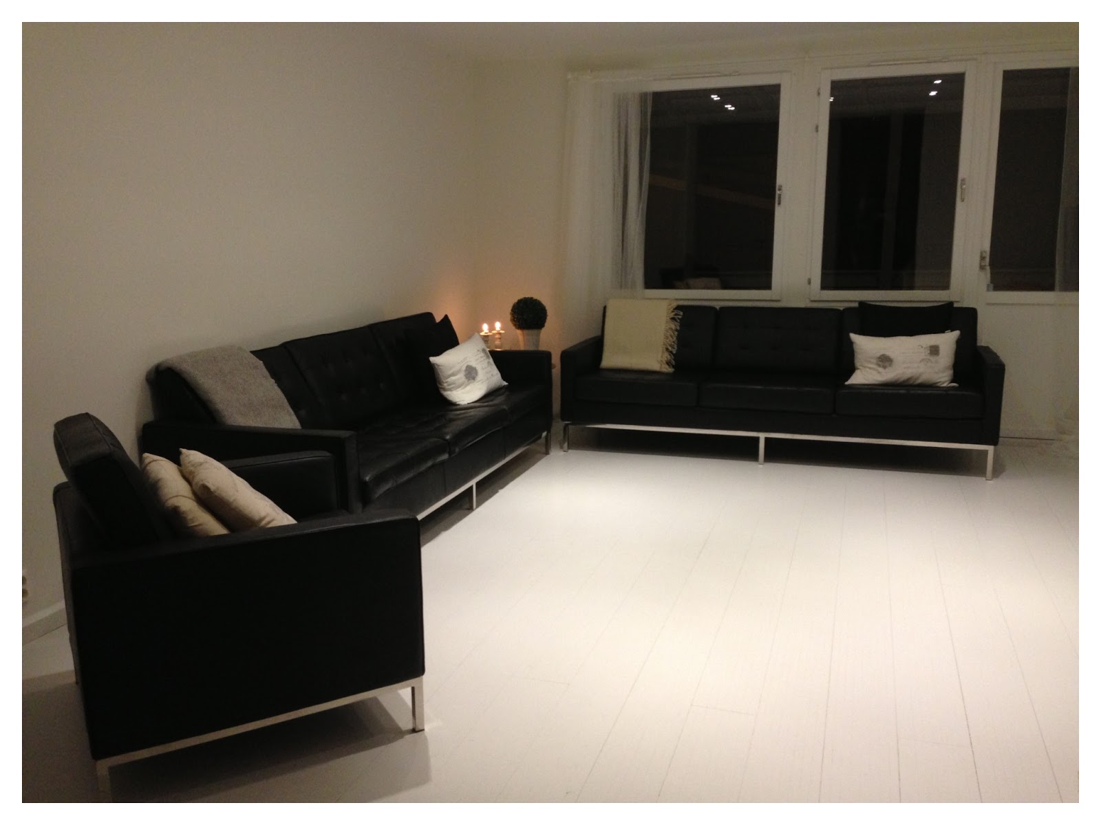 57an: ny soffa igen, denna gången med en fåtölj..