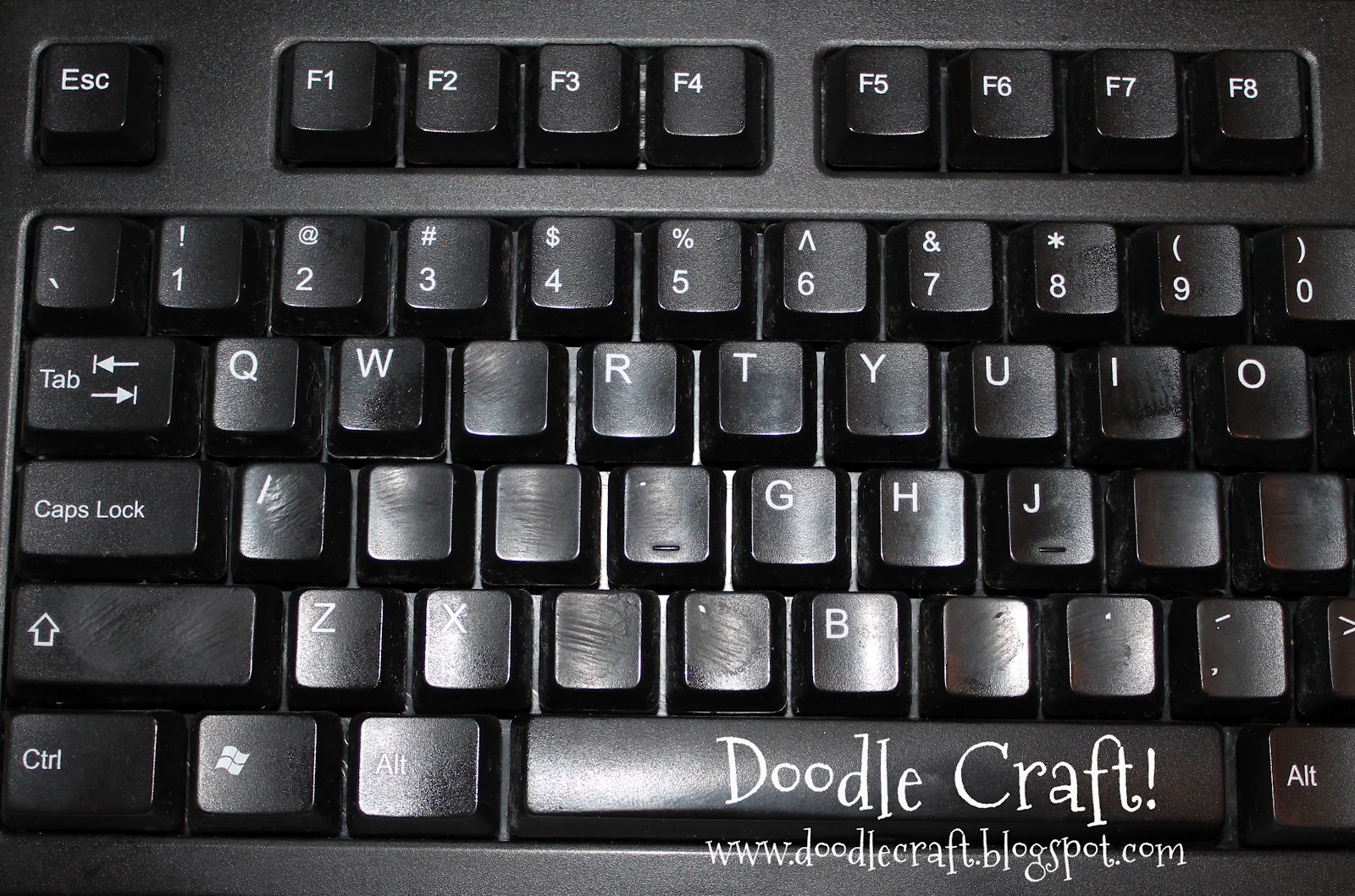 Doodlecraft Easter Egg Keyboard DIY!