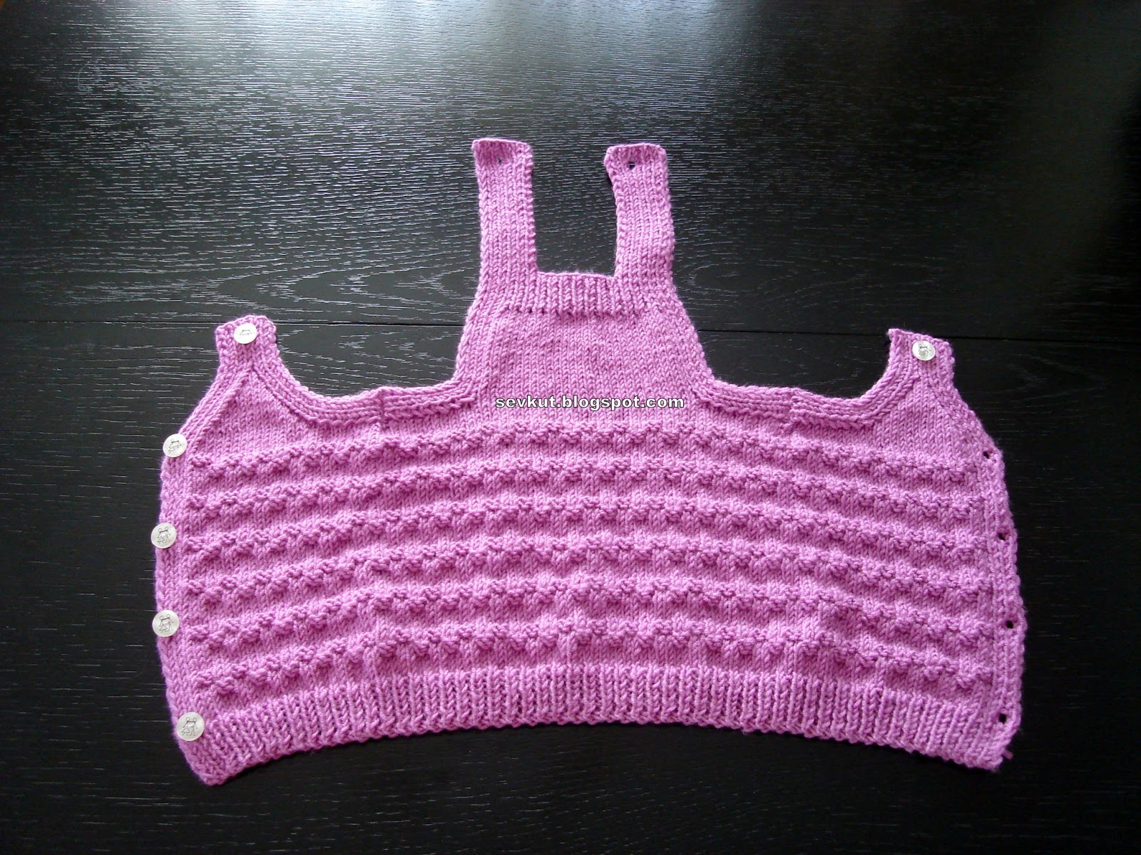 SEVKUT�TAN EL BECERİLERİ Askılı Kız Çocuk Yeleği