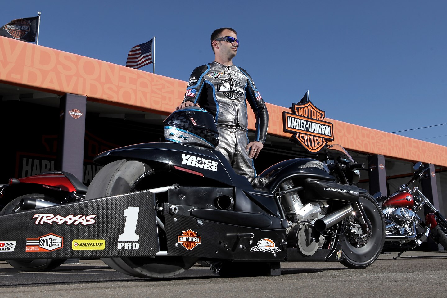 Racing Cafè HarleyDavidson VRod Drag Racing NHRA Pro Stock