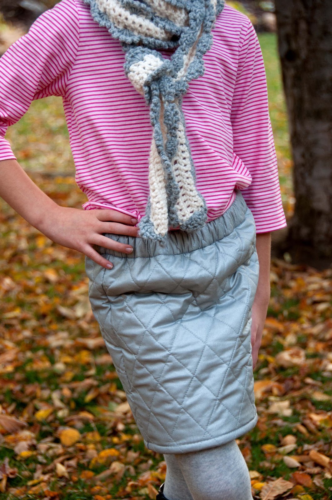 Aesthetic Nest Sewing Silver Quilted Mini Skirt (Tutorial)