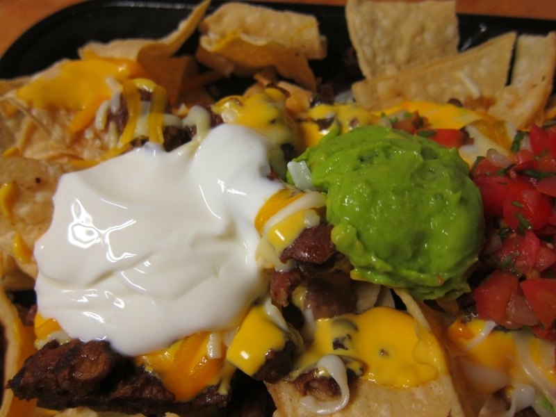 Review Taco Bell XXL Steak Nachos Brand Eating