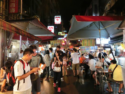 Keelung Miaokou Night Market Taiwan