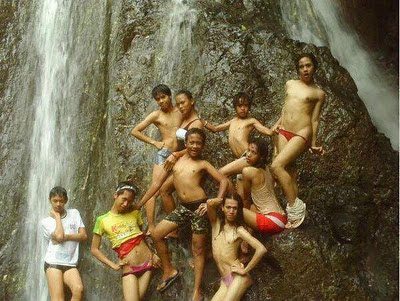 Gambar Awek Awek Mandi Pakai Seluar Dalam Jer Gossip Artis Malaysia Gambar Artis Malaysia Berita Artis