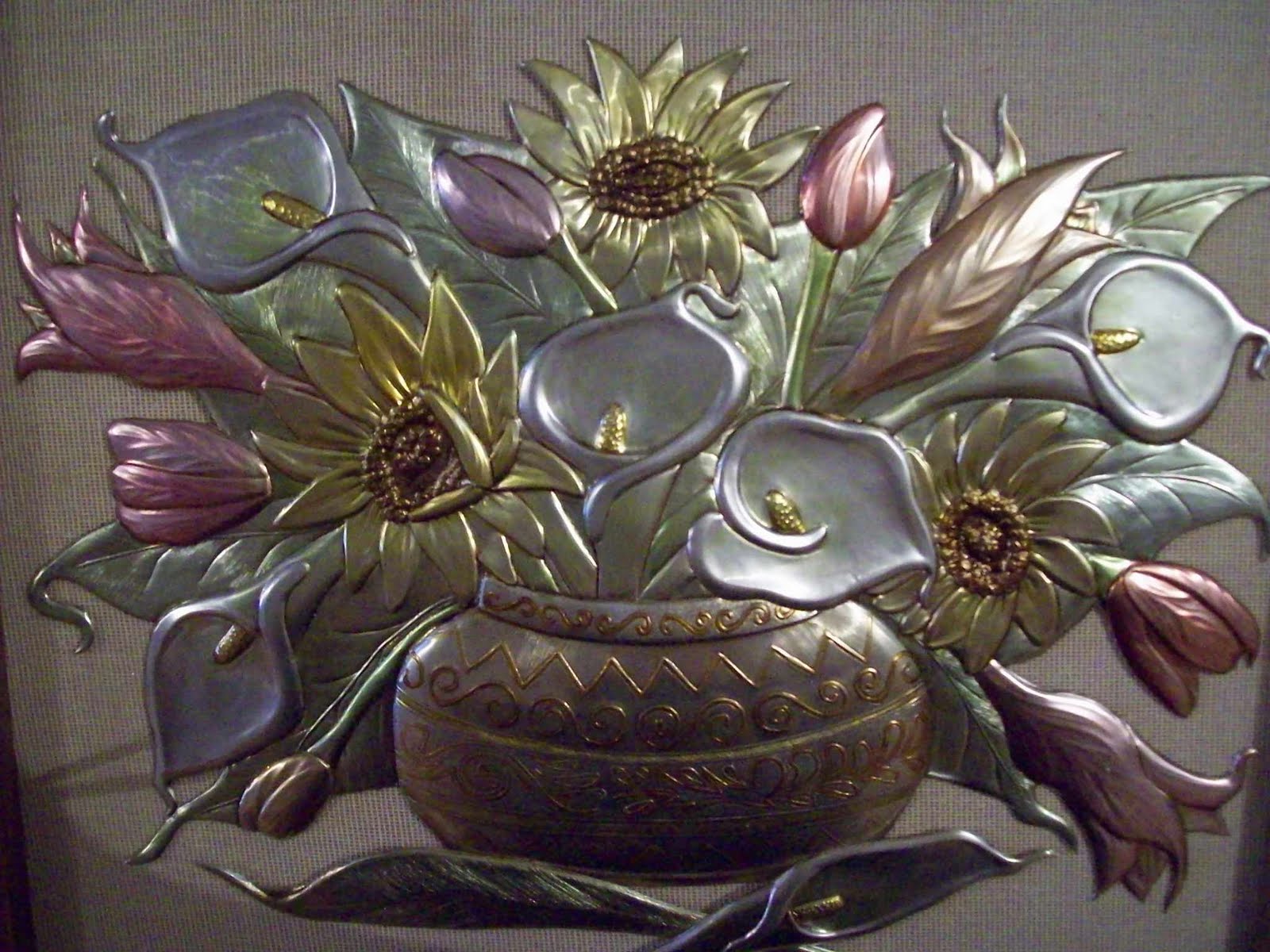 *ARTE REPUJADO EN METAL*: agosto 2011