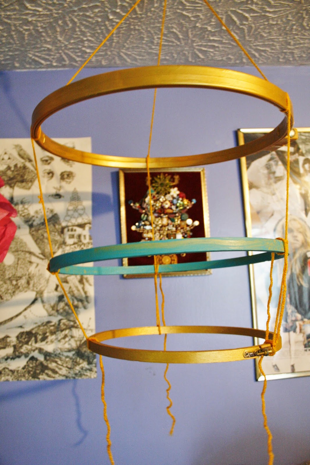 Rags and Roses DIY Embroidery Hoop Photo Mobile