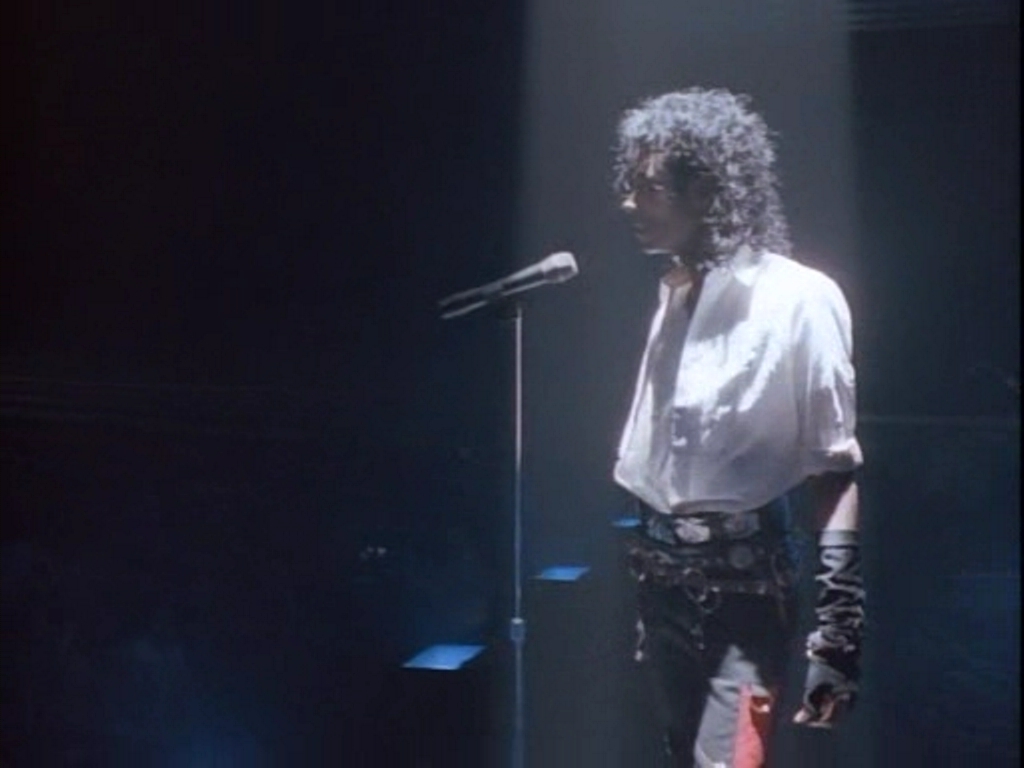 http://4.bp.blogspot.com/-tnPc7ux3CQM/UQUbQriKpnI/AAAAAAAAnJo/JmfpwlWLDPM/s1600/Dirty-Diana-michael-jackson-10635155-1024-768.jpg