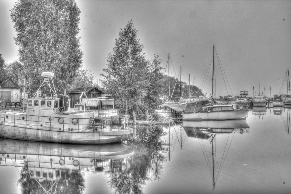 Bild från skitviken. Black and white. (jupp, trix,trixelitrix). bild från skitviken. Black and white. (jupp, trix,trixelitrix).