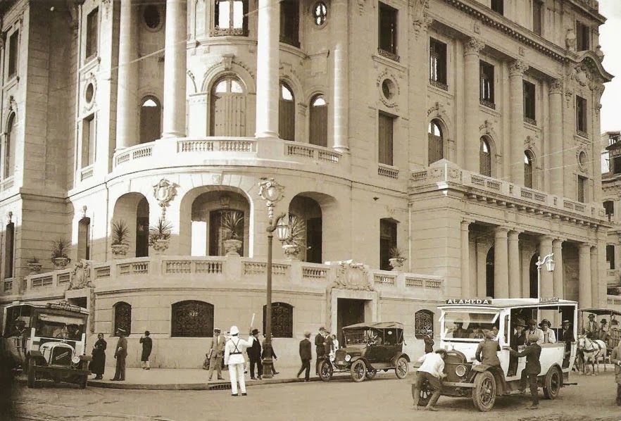 1927, Góndola frente al Club de La Unión