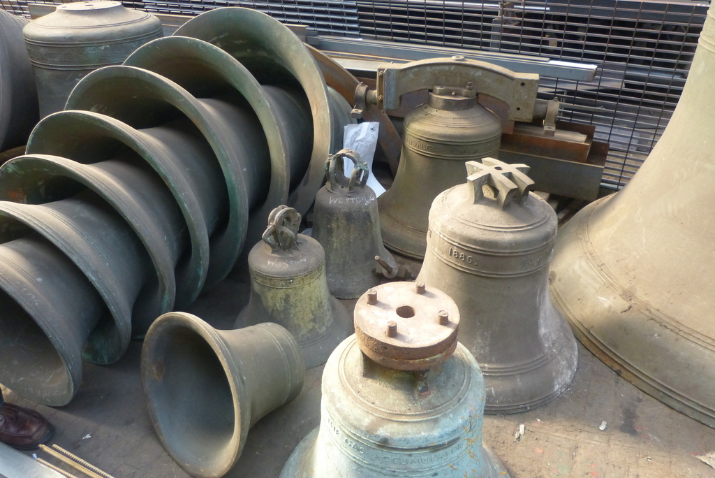 Middlewich Handbell Ringers A visit to Taylor's Bell Foundry