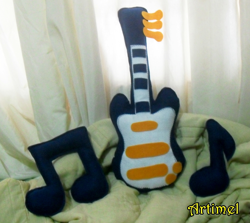 decoracao de quarto de bebe azul e amarelo:Almofadas tema música para quarto de bebê. decoracao de quarto de bebe azul e amarelo:Almofadas tema música para quarto de bebê.