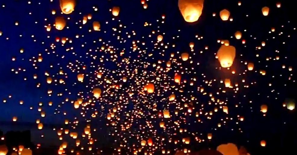 Trick Mix Thousands of Sky Lanterns Light the Night