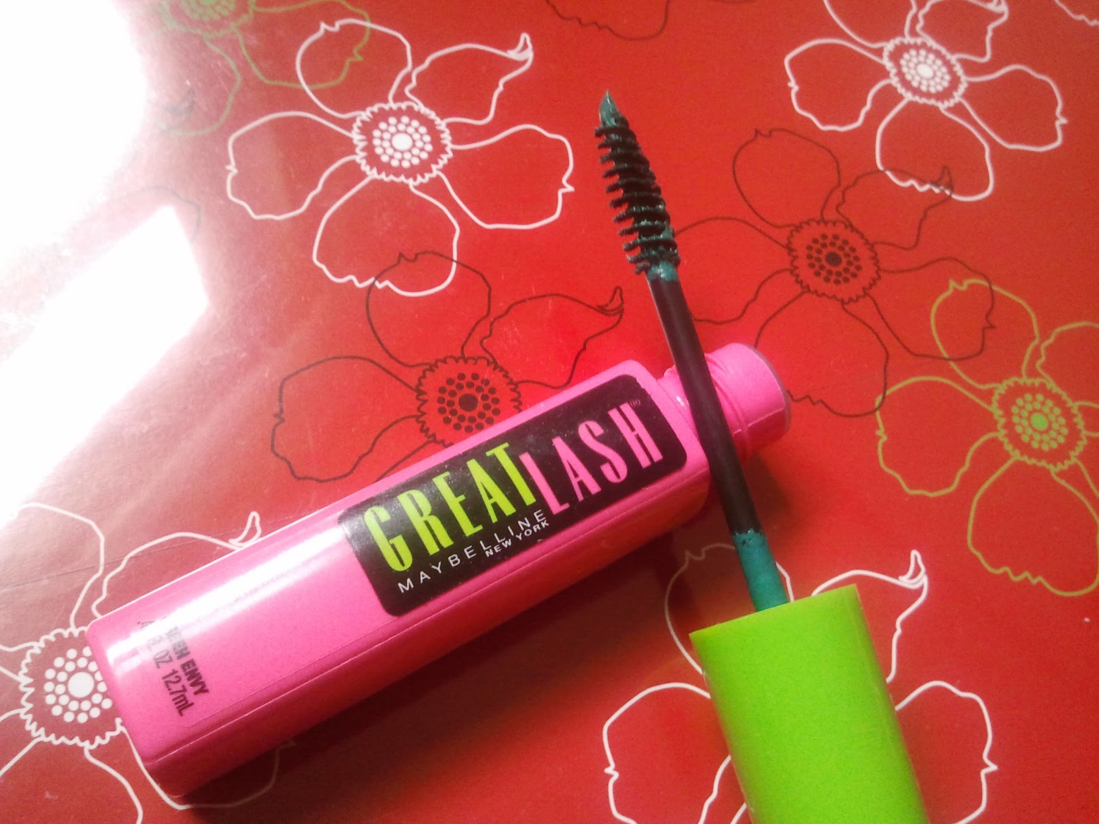 The Makeup Explorer Maybelline Great Lash Mascara in Green Envy