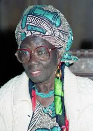 Biography of Esther Afua Ocloo - Pioneer of Microlending Biografia