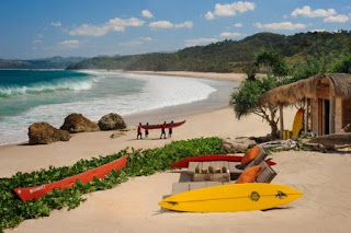 10 Pantai Terindah di Indonesia