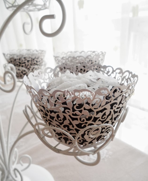 by azra Küçük ıslak kekler&hellip; Ye, Sev, Dua et&hellip;