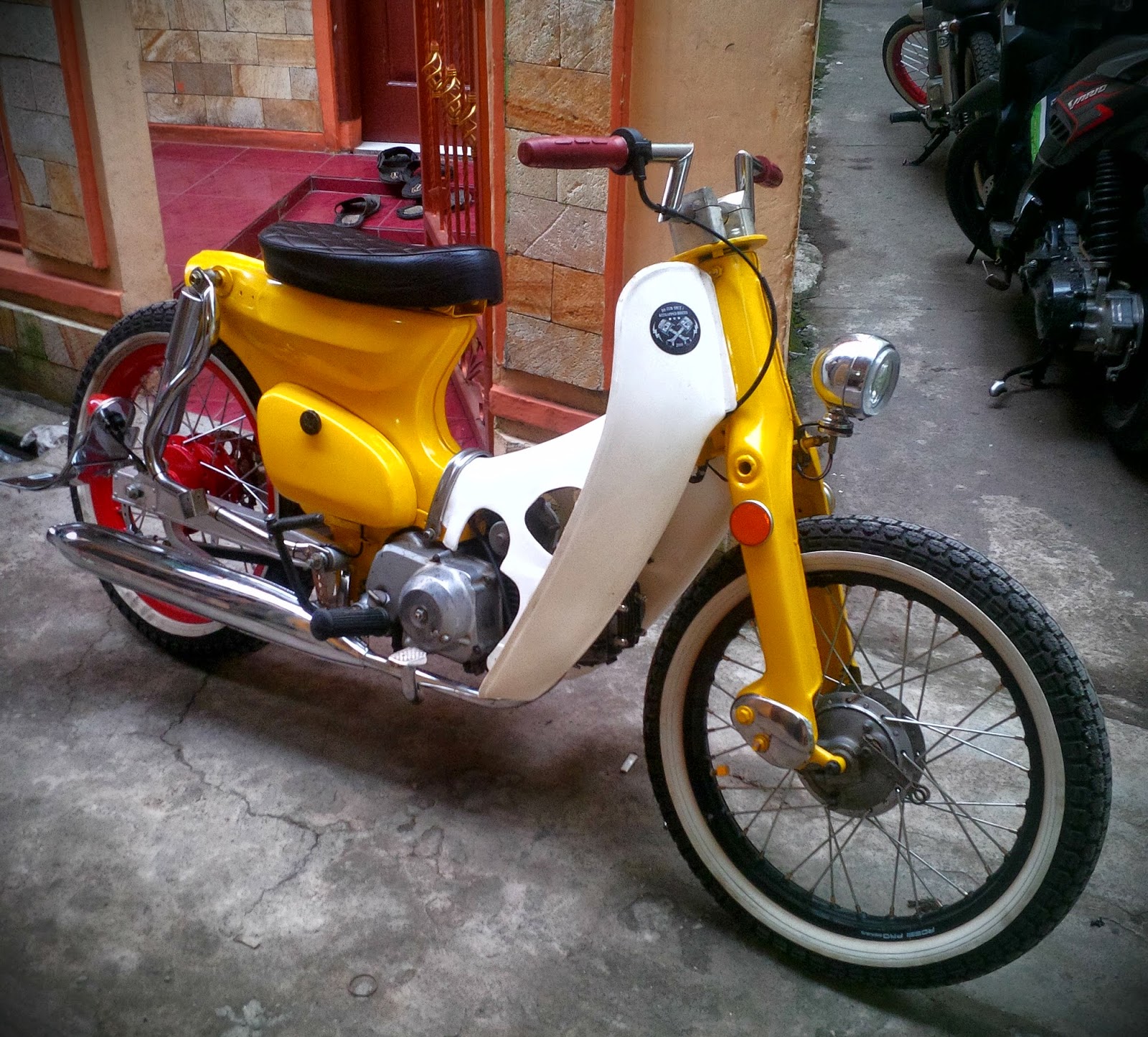 Bengkel Motor Custom Matic Bandung
