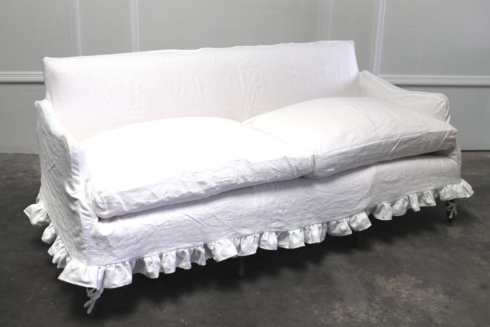 Full Bloom Cottage White Linen Slip Cover Sofa {Antique}