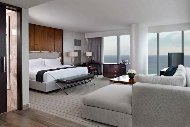 modern and sleek look bedroom design