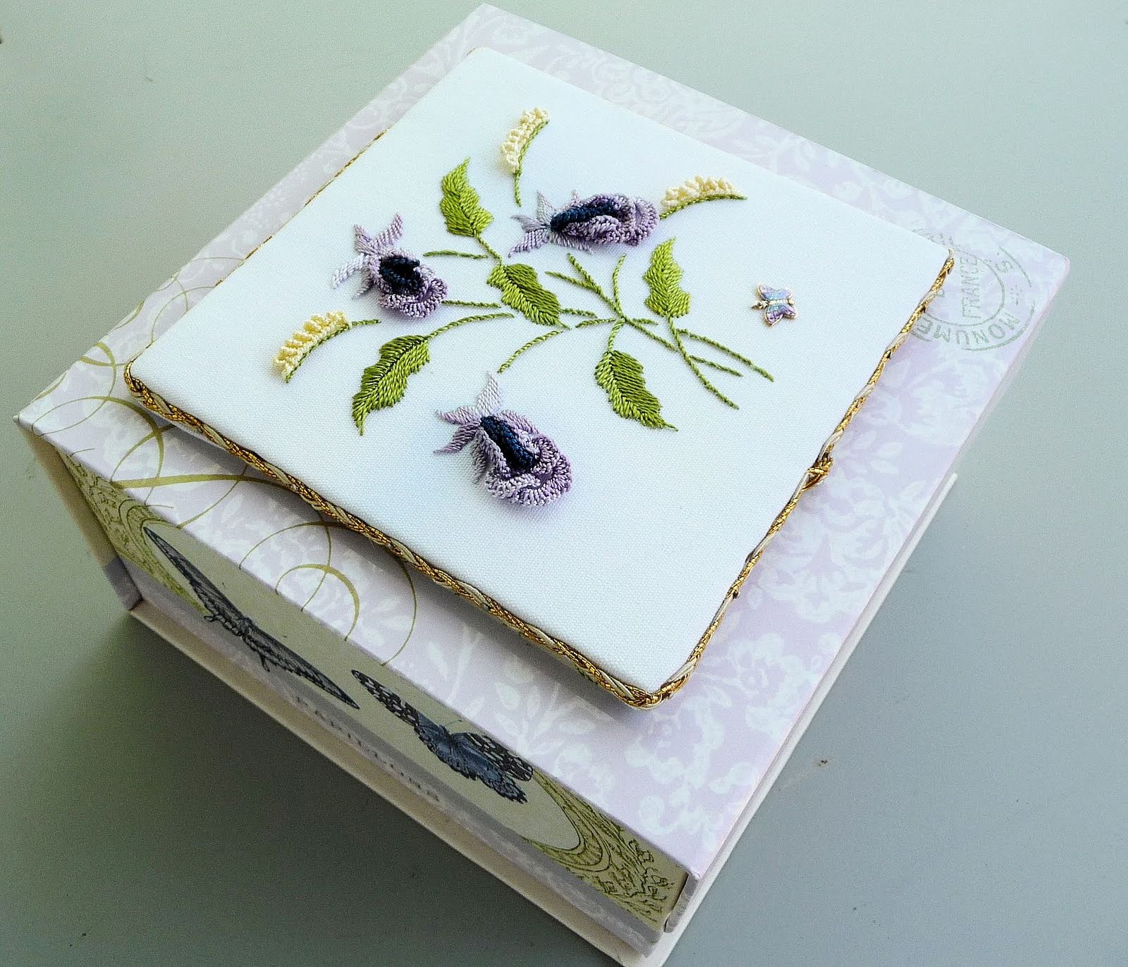 The box is approximately 6x6x6