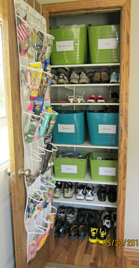 IHeart Organizing: Reader Space: A Hard Working Closet!