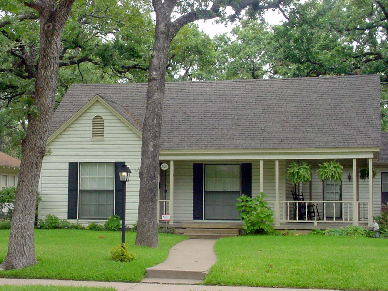 Oakhurst Neighborhood Association, Fort Worth, Texas Gallery of Homes