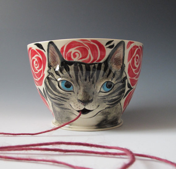 Catsparella Ceramic "Knitty Kitty" Bowls Are The Cutest Way To Keep