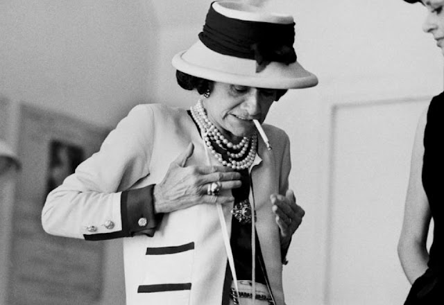 Check Out What Gabrielle Coco Chanel Looked Like  in 1962 
