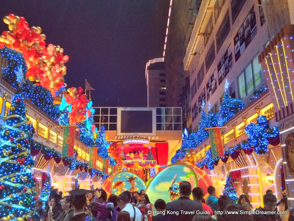 Disney Characters Christmas Celebrations at Harbour City