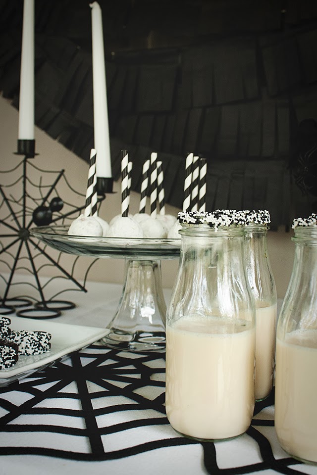 Stylish Halloween decor... T A N Y E S H A