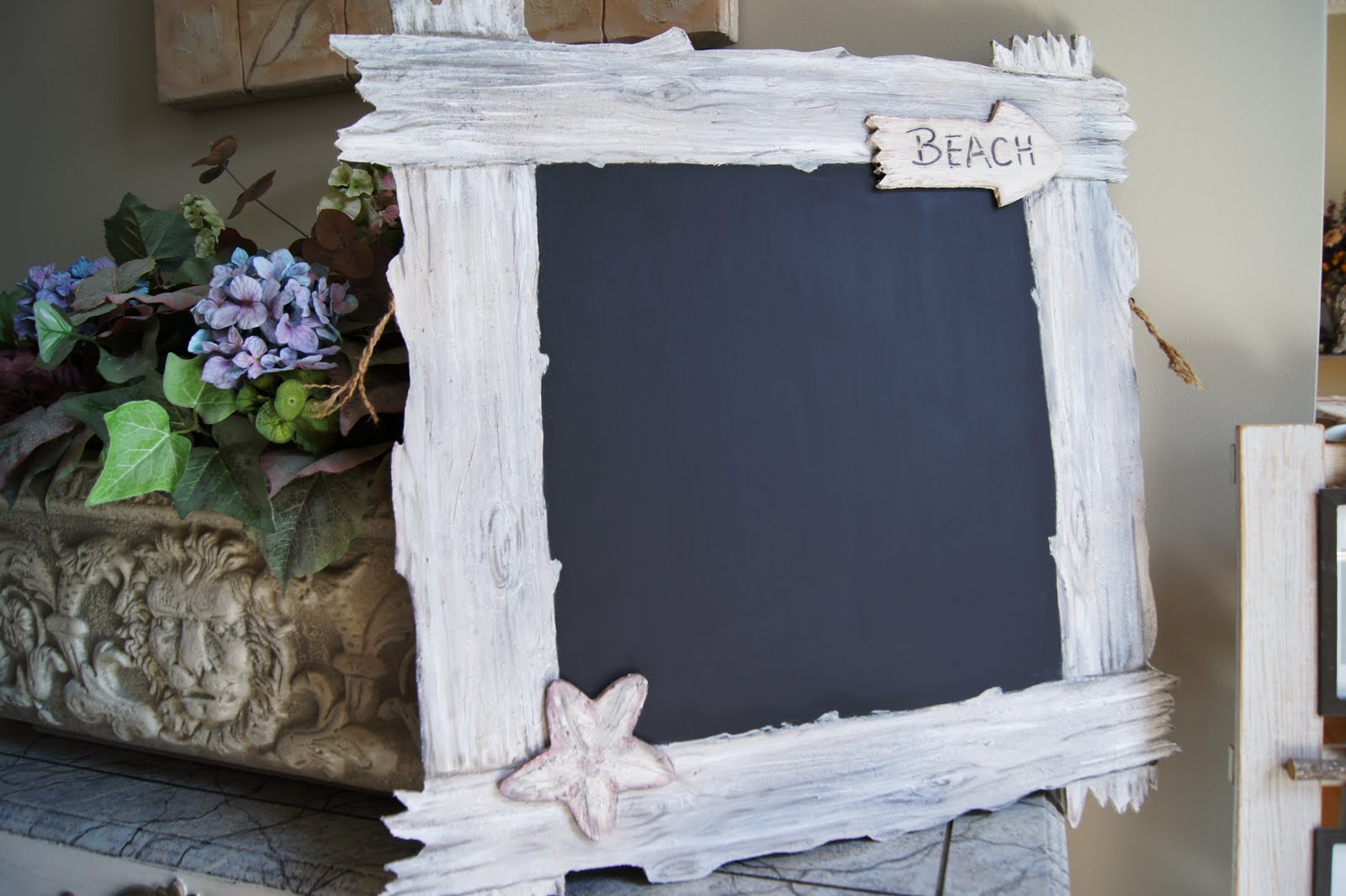 ZeeZee Chalkboards * Classy Custom Chalkboards for Home and Business