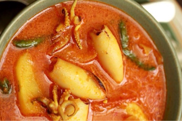GULAI SOTONG ( CUMI ) GULAI SOTONG ( CUMI )