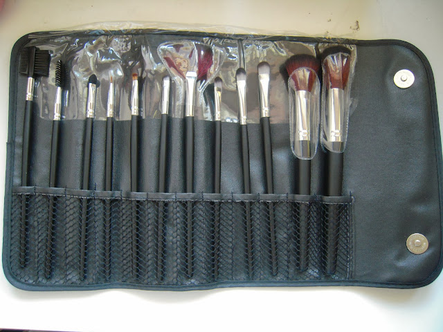 Hasil gambar untuk BRUSH SET 12 PC
