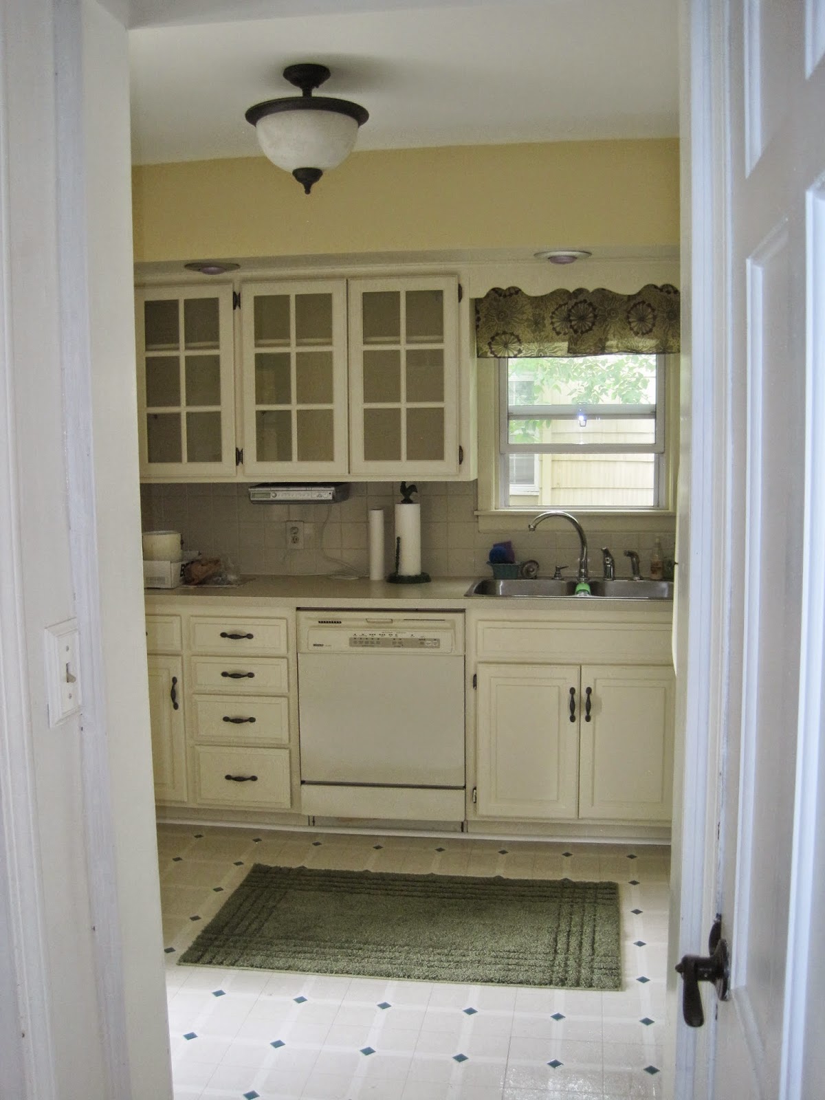 Decorated Chaos How to Paint Drawer Pulls Kitchen Update on a Budget